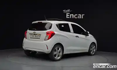 Chevrolet Spark 2015 1.0 автомат (гидро), миниатюра 2