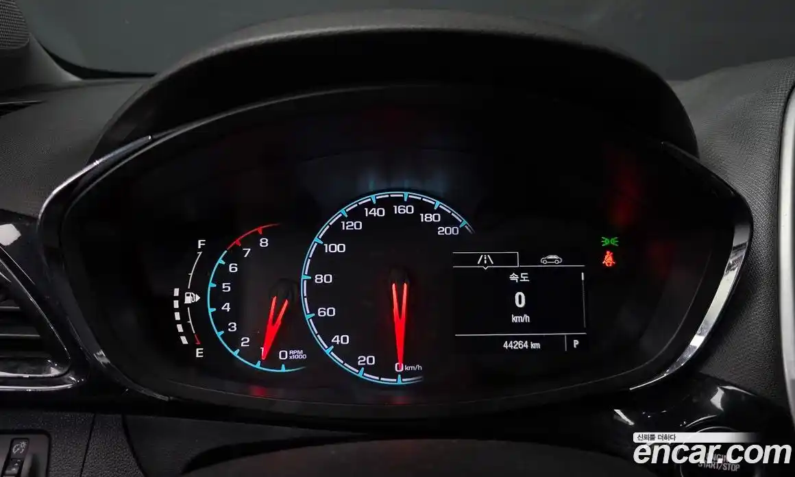 Chevrolet Spark 2015 1.0 автомат (гидро), фото 8