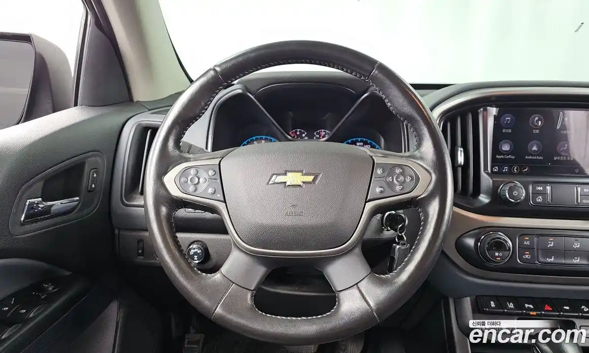 Chevrolet Colorado 2022 3.6 автомат (гидро), фото 13