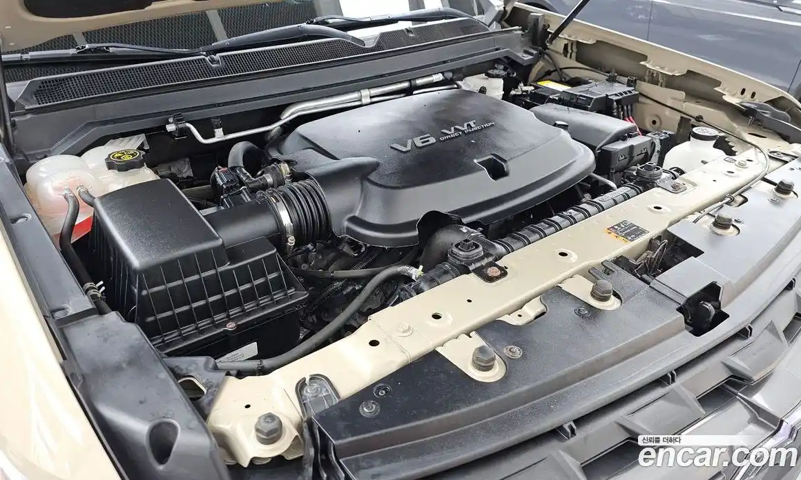 Chevrolet Colorado 2022 3.6 автомат (гидро), фото 6