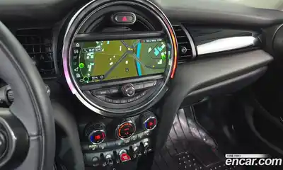 Mini Cooper 2018 1.5 автомат (гидро), миниатюра 12