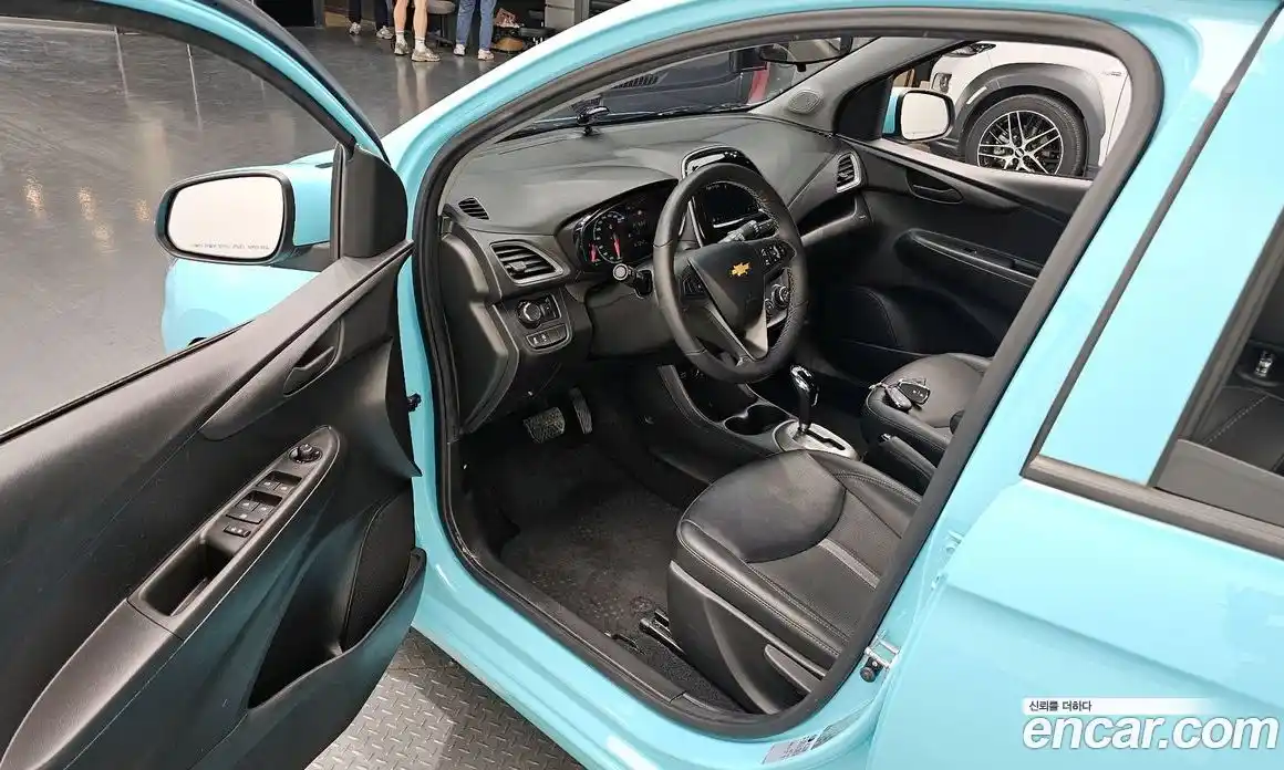 Chevrolet Spark 2021 1.0 автомат (гидро), фото 10