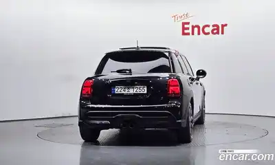 Mini Cooper 2022 2.0 автомат (гидро), миниатюра 4