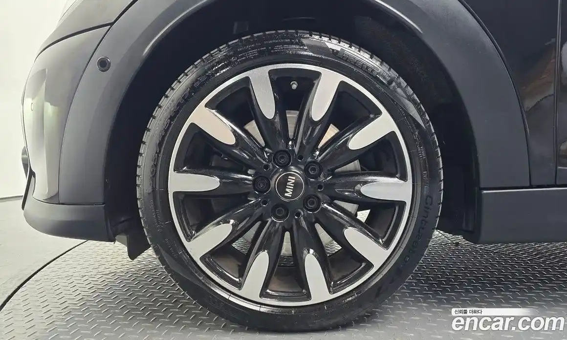 Mini Cooper 2022 2.0 автомат (гидро), фото 5