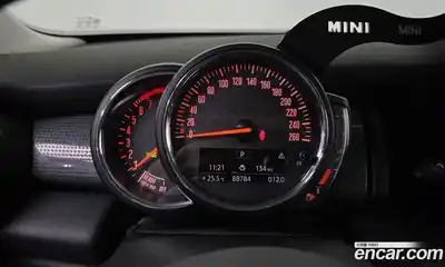 Mini Cooper 2018 1.5 автомат (гидро), миниатюра 11