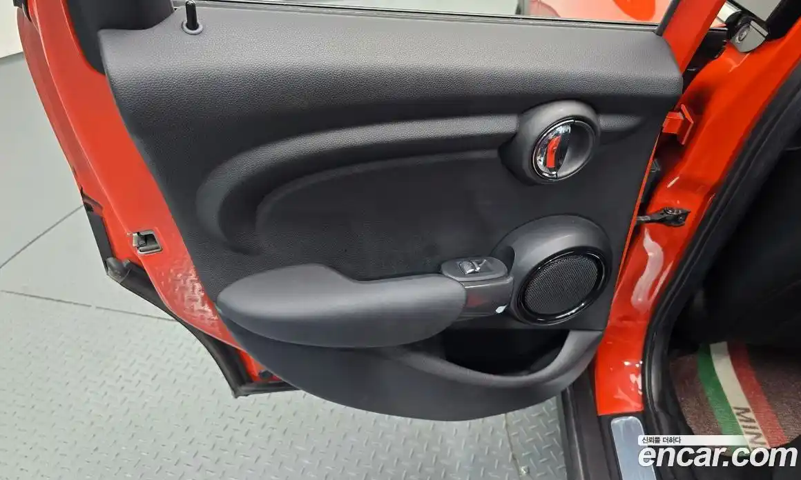 Mini Cooper 2018 1.5 автомат (гидро), фото 15