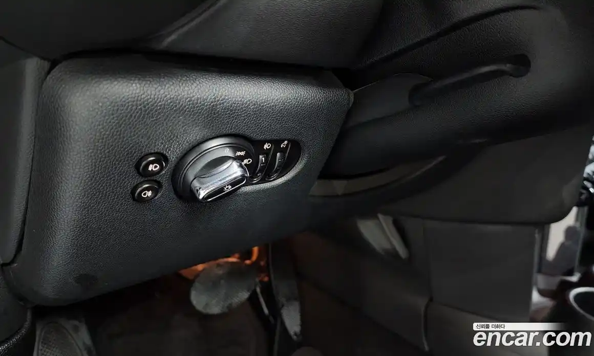 Mini Cooper 2016 1.5 автомат (гидро), фото 16