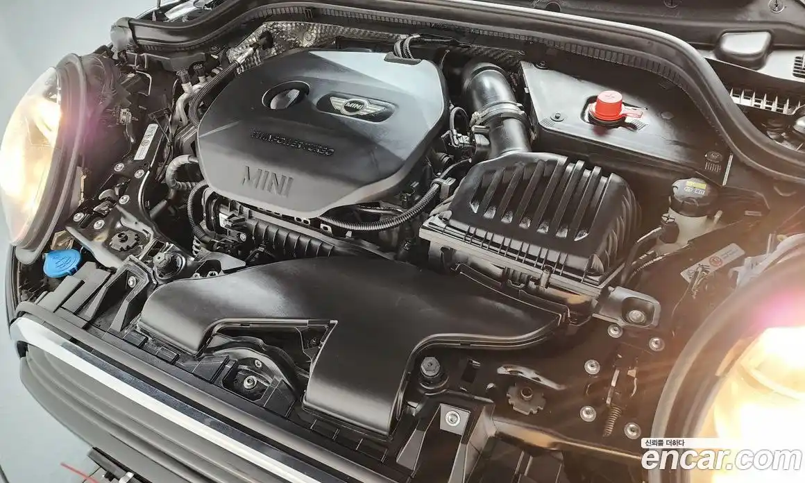 Mini Cooper 2016 1.5 автомат (гидро), фото 6