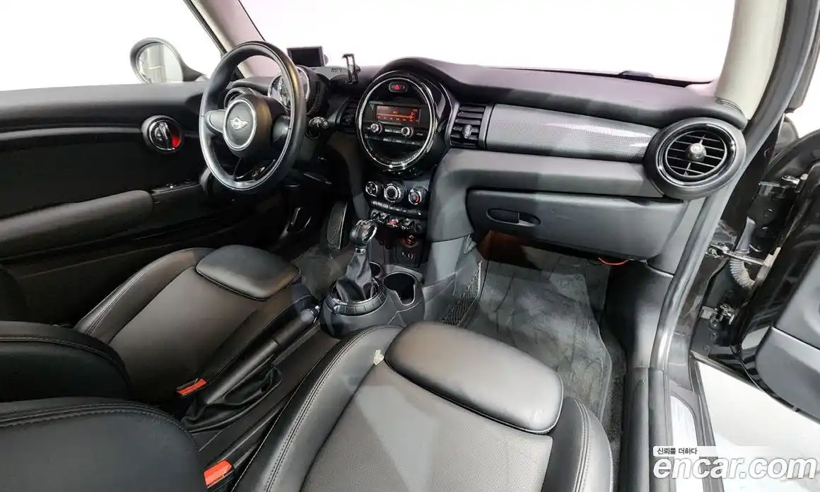 Mini Cooper 2016 1.5 автомат (гидро), фото 7
