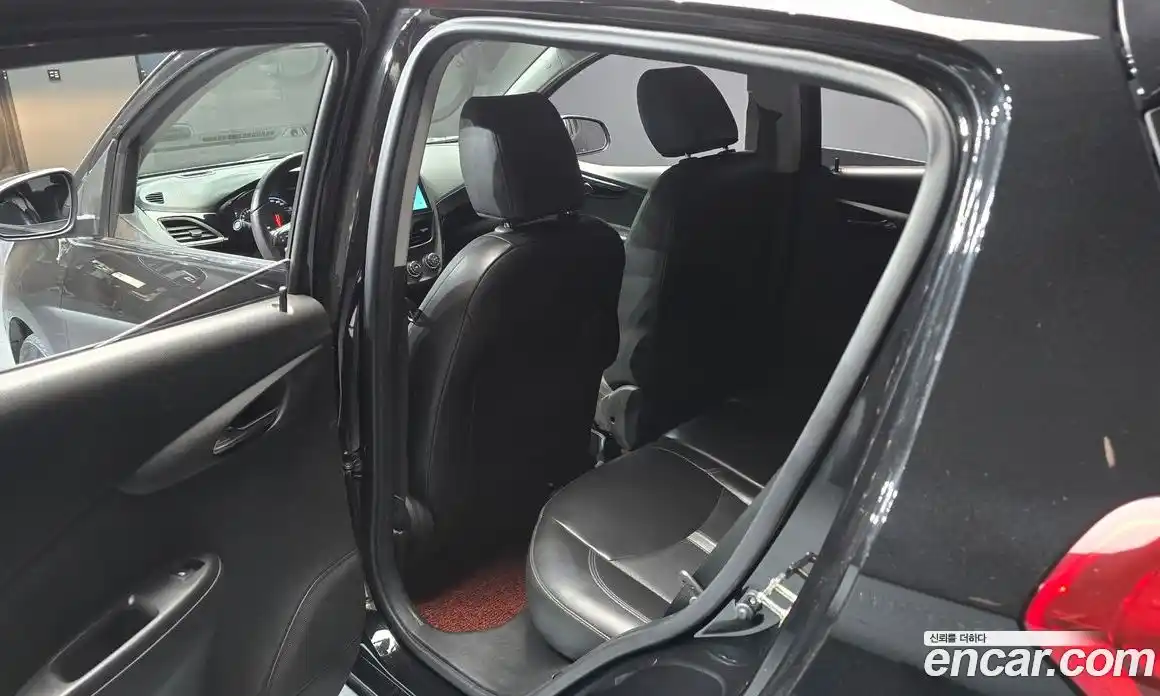 Chevrolet Spark 2018 1.0 автомат (гидро), фото 16