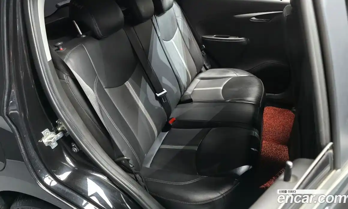 Chevrolet Spark 2018 1.0 автомат (гидро), фото 17