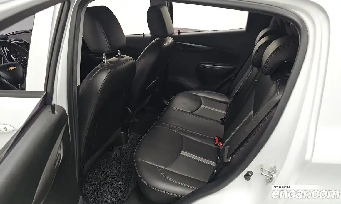 Chevrolet Spark 2019 1.0 автомат (гидро), фото 17