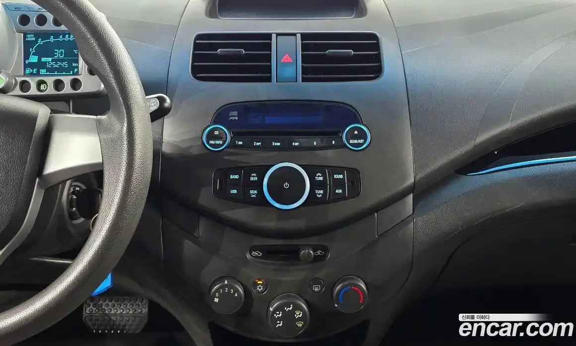 Chevrolet Matiz 2010 1.0 автомат (гидро), фото 22