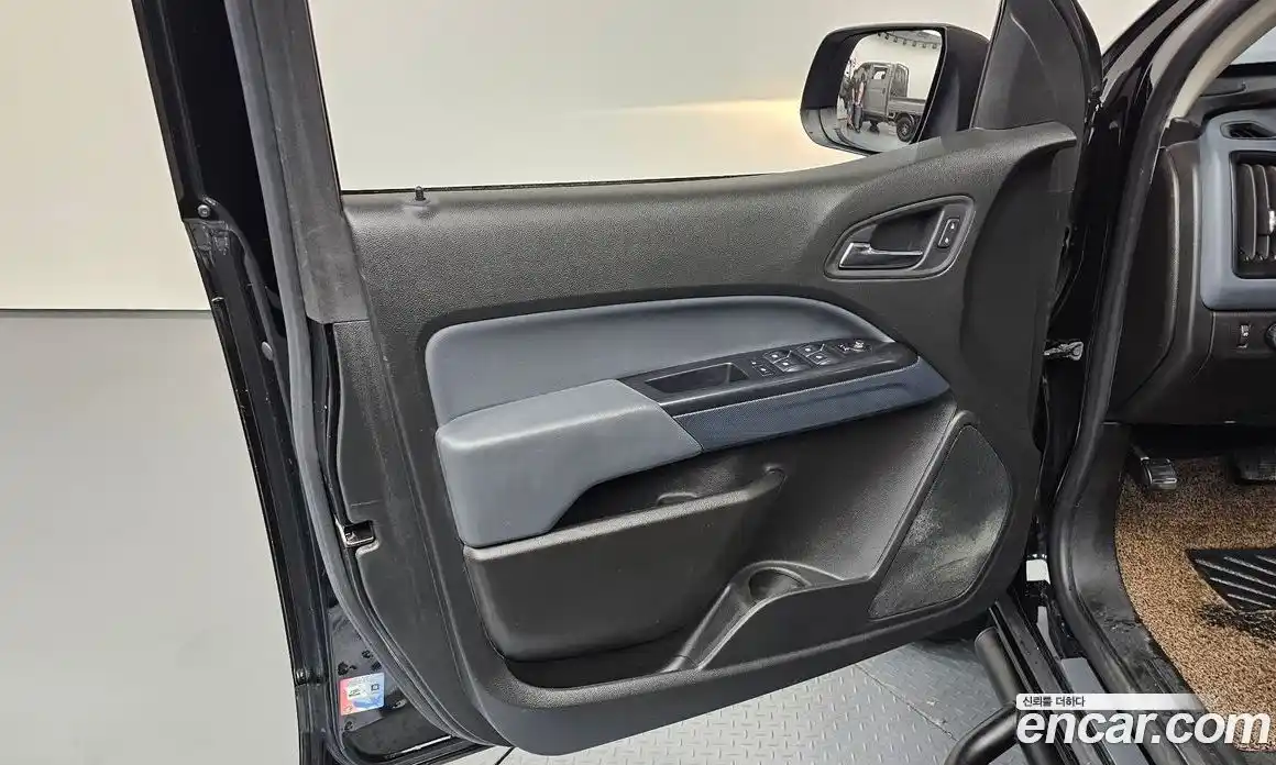 Chevrolet Colorado 2021 3.6 автомат (гидро), фото 14