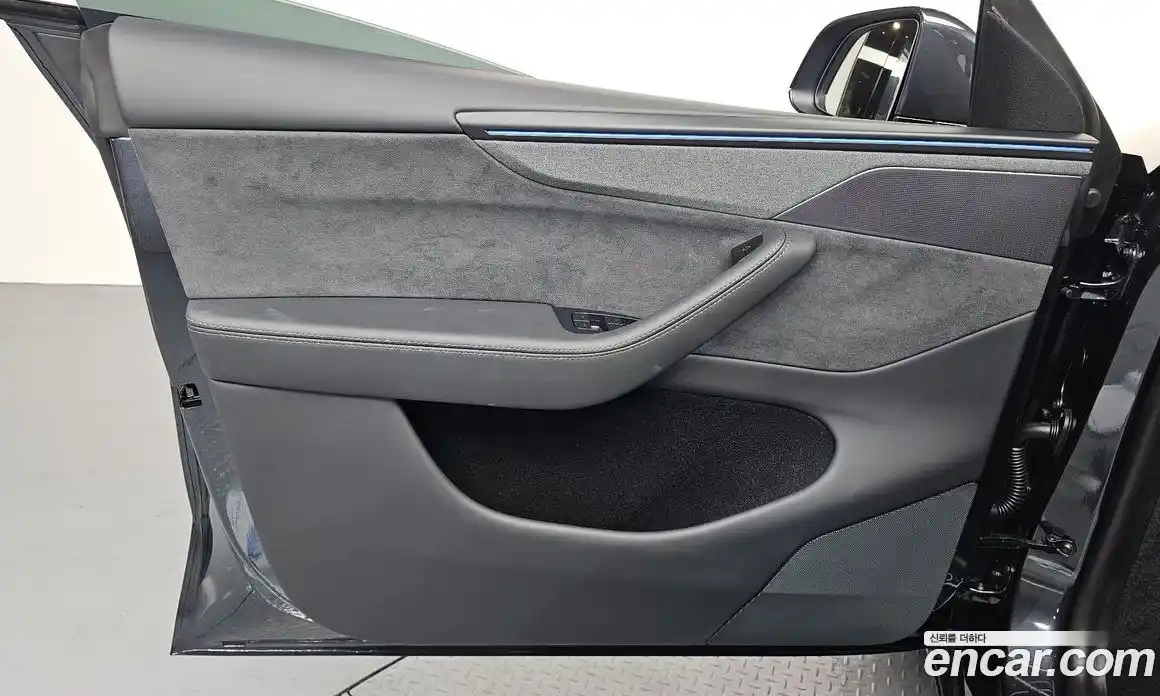 Tesla Model Y 2026 0.2 автомат (гидро), фото 14 Tesla Model Y 2026 0.2 автомат (гидро), фото 14