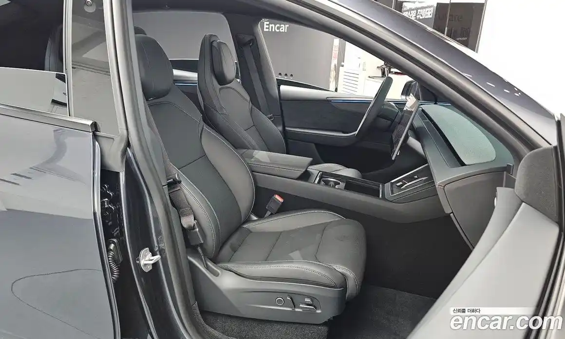 Tesla Model Y 2026 0.2 автомат (гидро), фото 16 Tesla Model Y 2026 0.2 автомат (гидро), фото 16