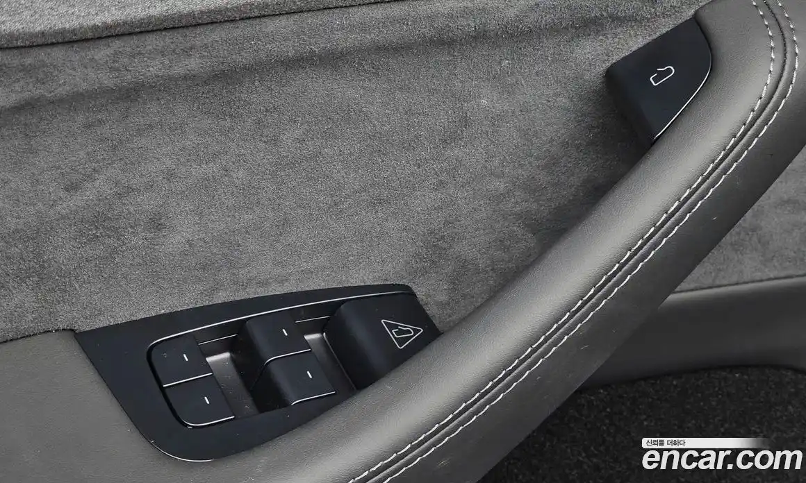Tesla Model Y 2026 0.2 автомат (гидро), фото 26 Tesla Model Y 2026 0.2 автомат (гидро), фото 26