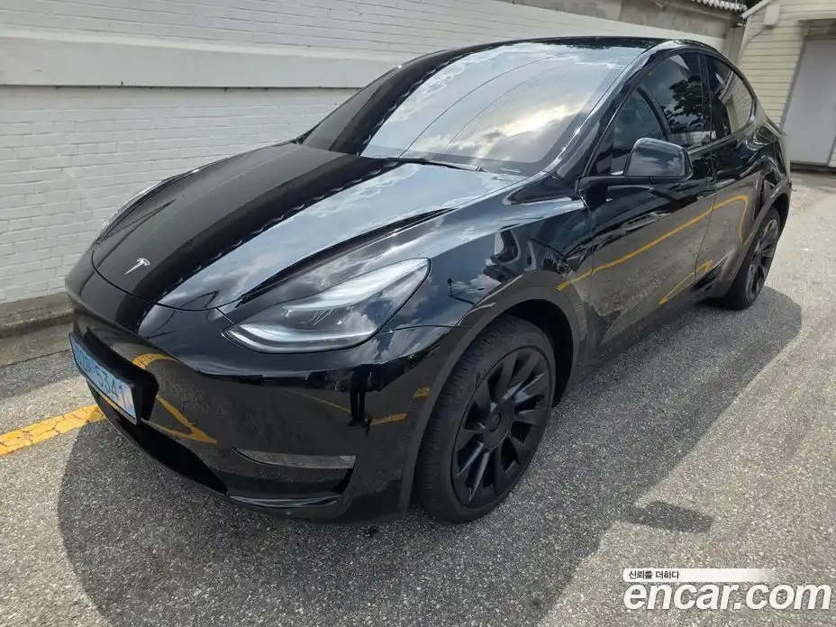 Tesla Model Y 2024 1.0 автомат (гидро), фото 7 Tesla Model Y 2024 1.0 автомат (гидро), фото 7