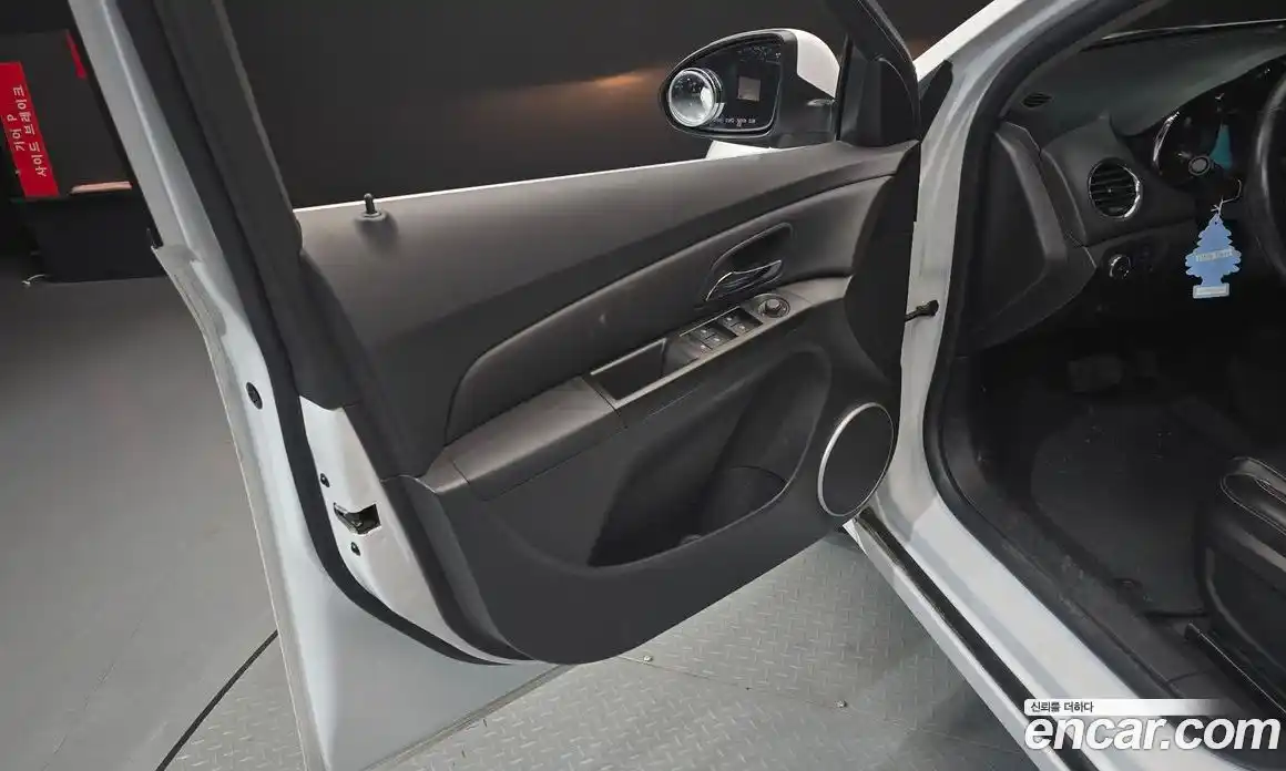Chevrolet Cruze 2014 1.4 автомат (гидро), фото 11