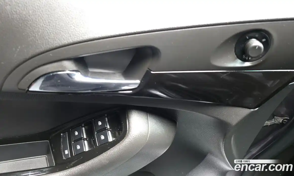 Chevrolet Orlando 2011 2.0 автомат (гидро), фото 15