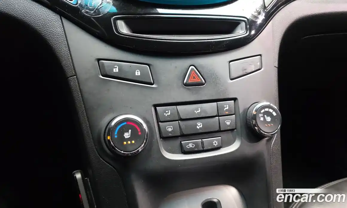Chevrolet Orlando 2011 2.0 автомат (гидро), фото 17