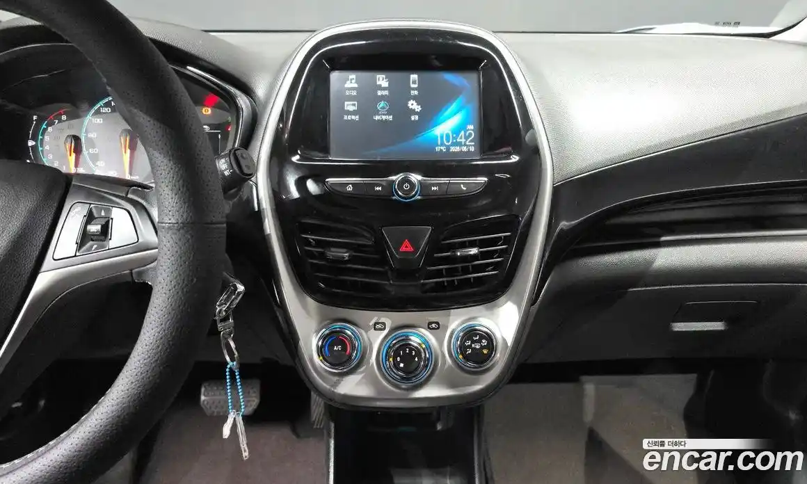 Chevrolet Spark 2017 1.0 автомат (гидро), фото 14
