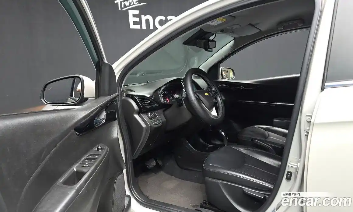 Chevrolet Spark 2017 1.0 автомат (гидро), фото 10
