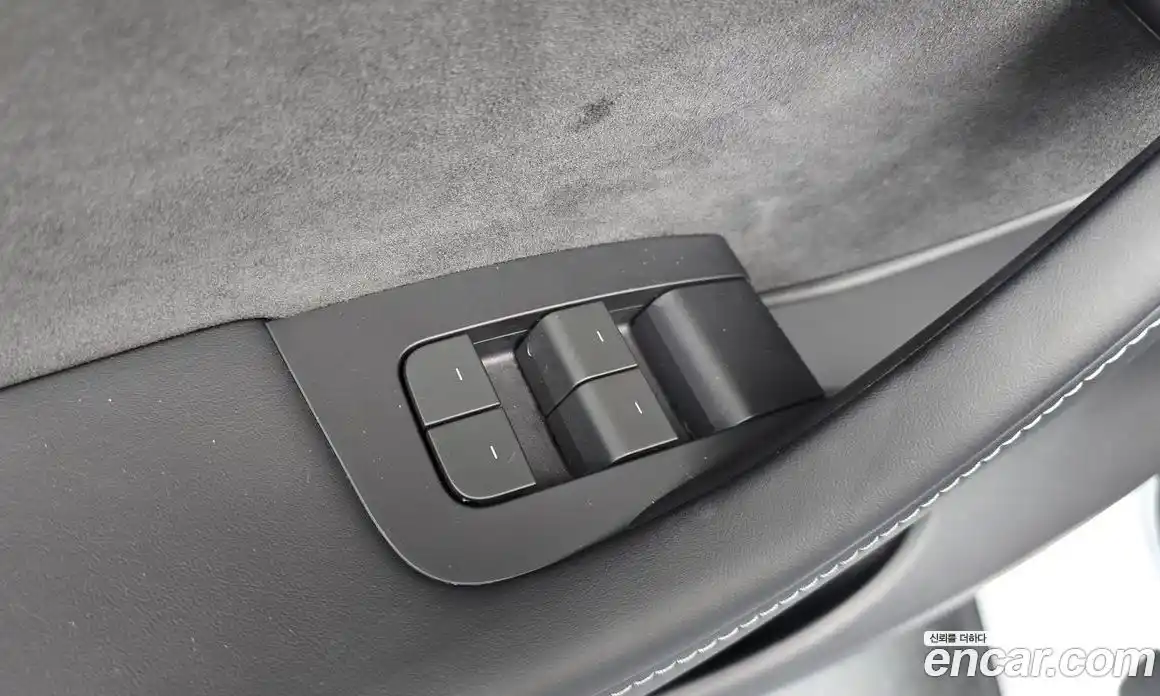 Tesla Model Y 2023 0.2 автомат (гидро), фото 27 Tesla Model Y 2023 0.2 автомат (гидро), фото 27