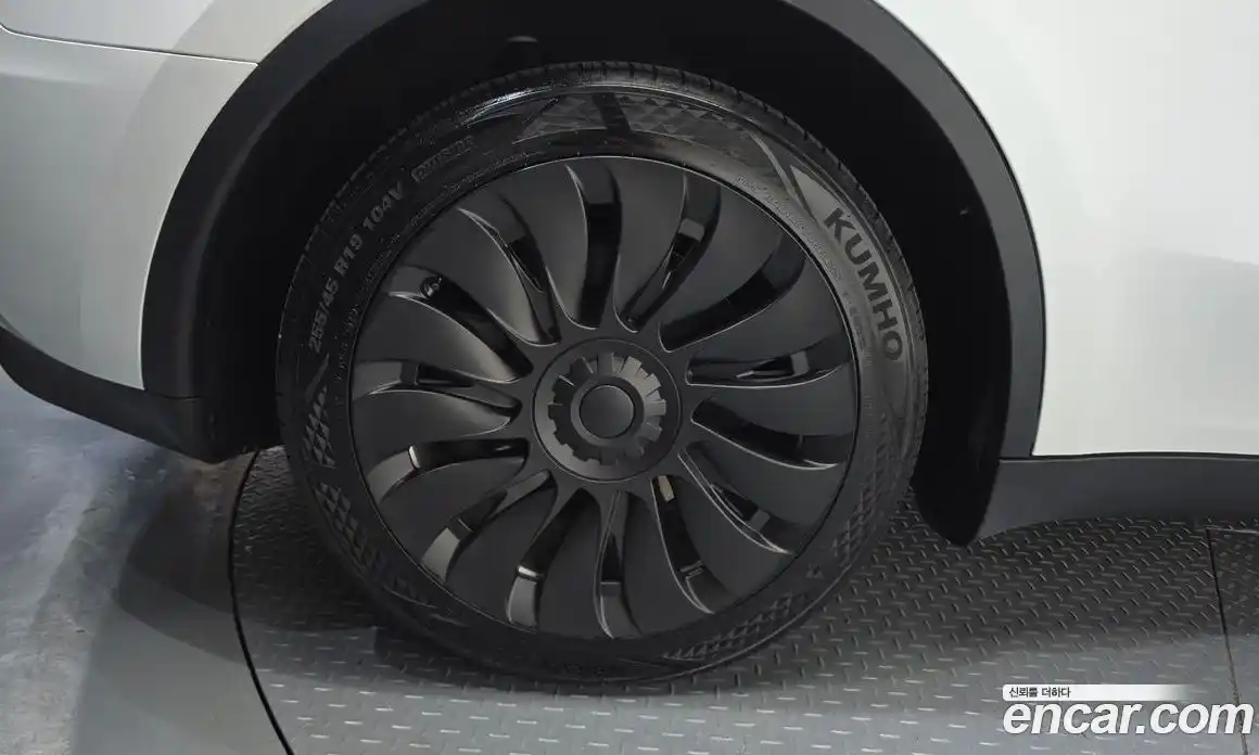 Tesla Model Y 2023 0.2 автомат (гидро), фото 5 Tesla Model Y 2023 0.2 автомат (гидро), фото 5