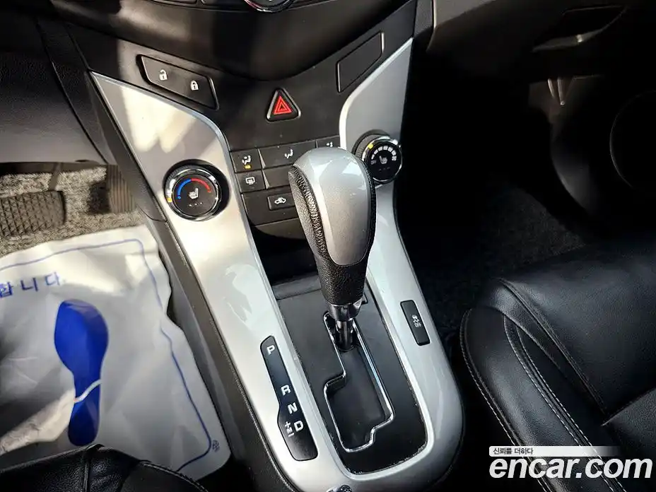 Chevrolet Cruze 2012 1.8 автомат (гидро), фото 15