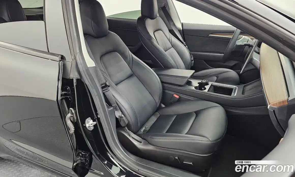 Tesla Model 3 2022 0.2 автомат (гидро), фото 12 Tesla Model 3 2022 0.2 автомат (гидро), фото 12