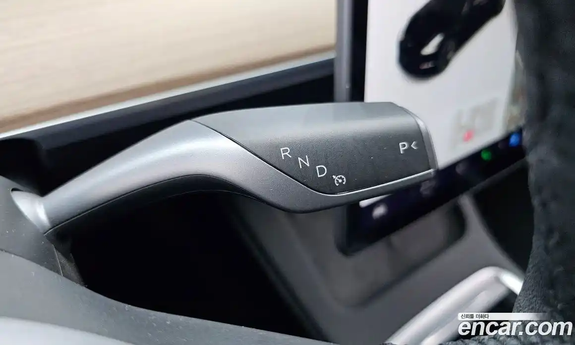 Tesla Model 3 2022 0.2 автомат (гидро), фото 9 Tesla Model 3 2022 0.2 автомат (гидро), фото 9
