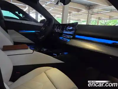 BMW 5 серия 2025 2.0 автомат (гидро), миниатюра 8
