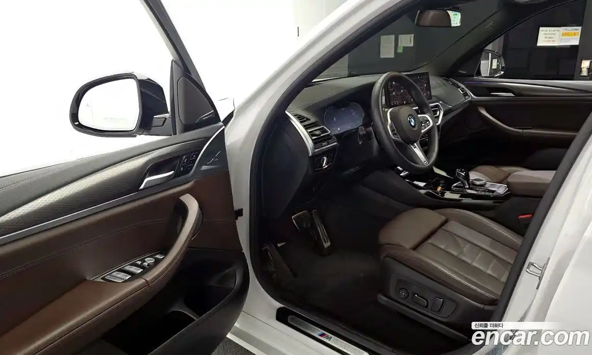 BMW X3 2024 2.0 автомат (гидро), фото 13