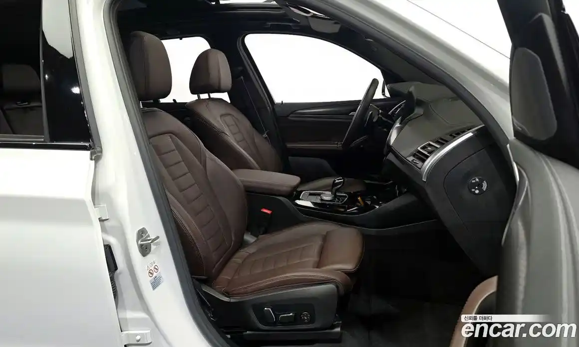 BMW X3 2024 2.0 автомат (гидро), фото 16