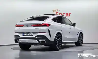 BMW X6 2023 3.0 автомат (гидро), миниатюра 2