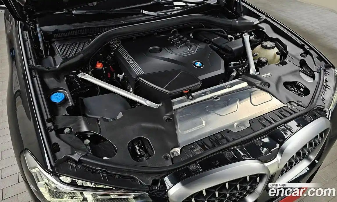 BMW X4 2024 2.0 автомат (гидро), фото 6