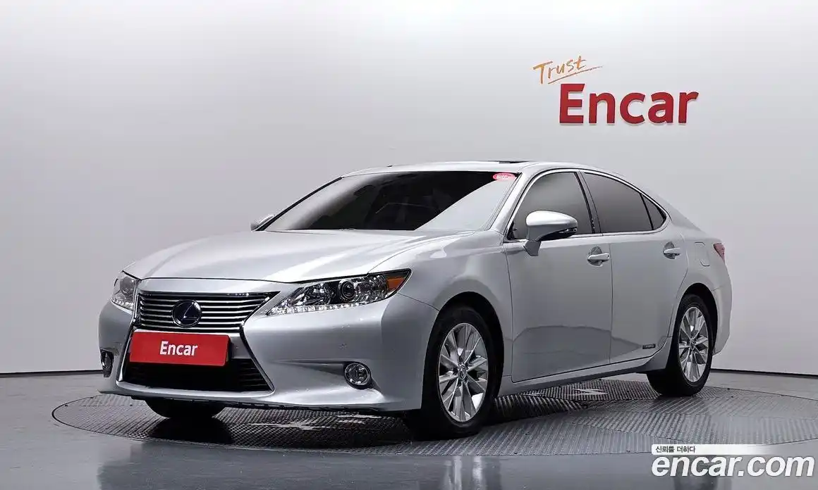 Lexus ES 2013 2.5 автомат (гидро), фото 1 Lexus ES 2013 2.5 автомат (гидро), фото 1