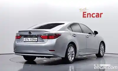 Lexus ES 2013 2.5 автомат (гидро), миниатюра 2 Lexus ES 2013 2.5 автомат (гидро), миниатюра 2