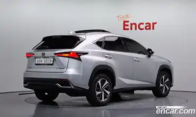 Lexus NX 2018 2.5 автомат (гидро), миниатюра 2 Lexus NX 2018 2.5 автомат (гидро), миниатюра 2