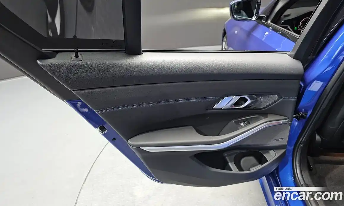 BMW 3 серия 2019 2.0 автомат (гидро), фото 15