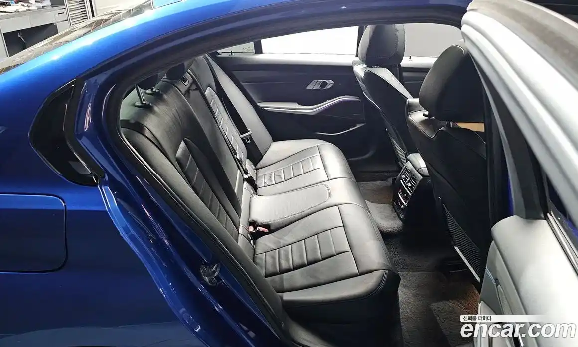 BMW 3 серия 2019 2.0 автомат (гидро), фото 16