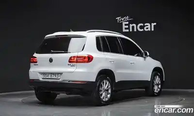 Volkswagen Tiguan 2015 2.0 автомат (гидро), миниатюра 2
