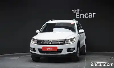 Volkswagen Tiguan 2015 2.0 автомат (гидро), миниатюра 3