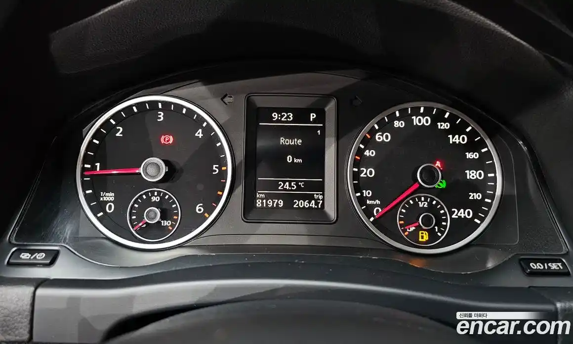 Volkswagen Tiguan 2015 2.0 автомат (гидро), фото 8