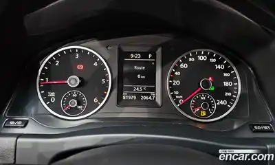 Volkswagen Tiguan 2015 2.0 автомат (гидро), миниатюра 8