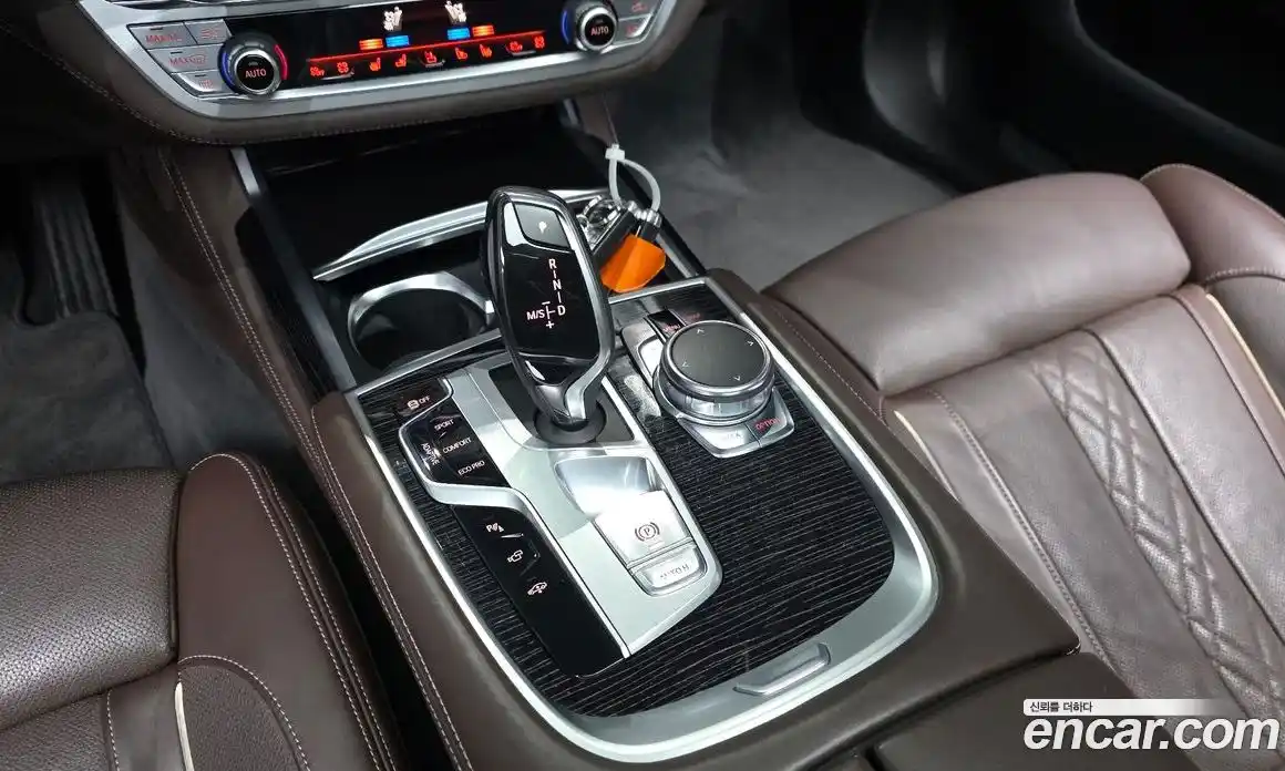 BMW 7 серия 2017 3.0 автомат (гидро), фото 12