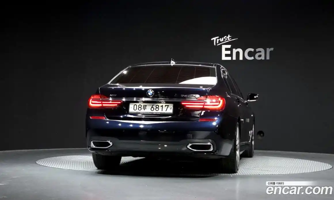 BMW 7 серия 2017 3.0 автомат (гидро), фото 4