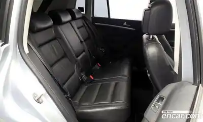 Volkswagen Tiguan 2012 2.0 автомат (гидро), миниатюра 12