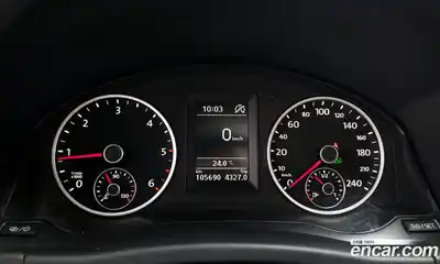 Volkswagen Tiguan 2012 2.0 автомат (гидро), миниатюра 8